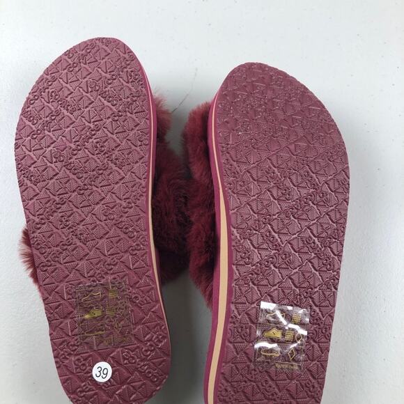 Coface burgundy faux fur open toe slippers 8 (39) - Picture 5 of 7